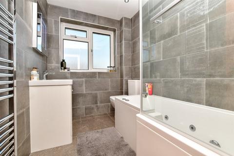39 Millside, Carshalton, SM5 2BQ