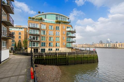 1 bedroom flat for sale, Pacific Wharf, London SE16