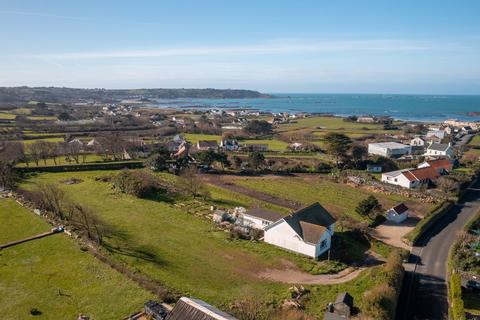 4 bedroom bungalow for sale, Route Du Felconte, St. Pierre Du Bois, Guernsey