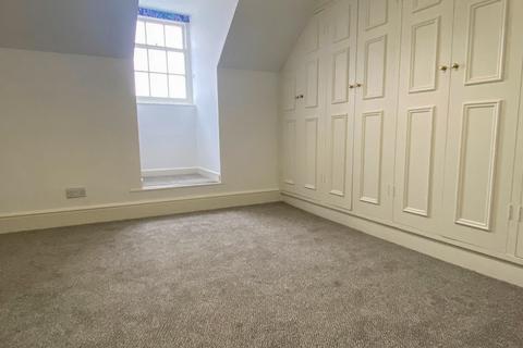 2 bedroom apartment to rent, Victoria Road, Northfleet, Gravesend, Kent, DA11 8RY
