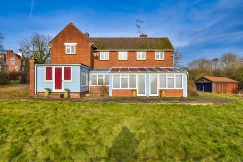 4 bedroom detached house for sale, The Causeway, Great Dunmow
