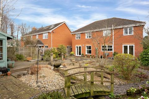 7 Barmstedt Drive, Oakham, LE15 6RG