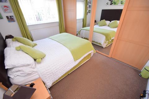 5 Camargue Fold, Bradford, BD2 1HB