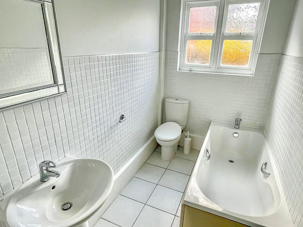 Main Bathroom