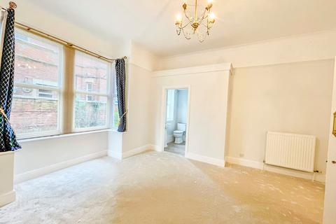 Flat 1, 25 - 27 Welholme Road, Grimsby, DN32 0DR