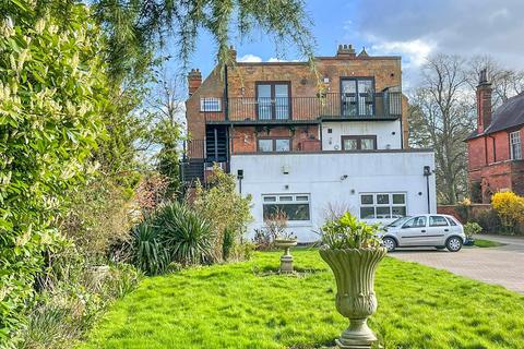 Flat 1, 25 - 27 Welholme Road, Grimsby, DN32 0DR