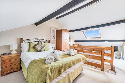 3 bedroom terraced house for sale - 4 High Street, Keswick, Cumbria, CA12 5AQ