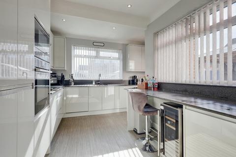 22 Regan Close, Stanford-le-hope, SS17 8BU