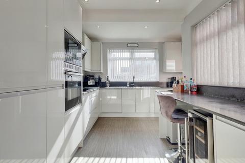 22 Regan Close, Stanford-le-hope, SS17 8BU
