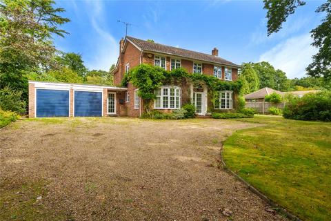 Tullywhisker House Berry Lane, Worplesdon, Guildford, GU3 3PU