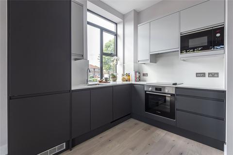 Flat 18, Wells Court Albert Drive, Woking, GU21 5UB