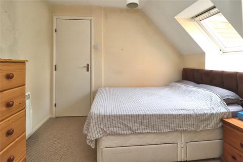 14 Carmel Close, Woking, GU22 7XQ