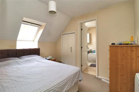 14 Carmel Close, Woking, GU22 7XQ