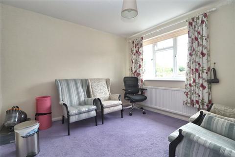 16 Barricane, Woking, GU21 7RB