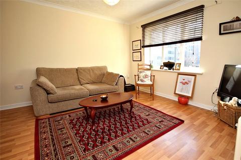 2 bedroom flat for sale, Woking, Woking GU21