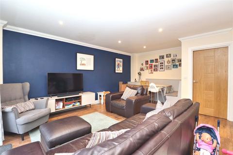 2 Cricketers Close, Woking, GU22 9LA