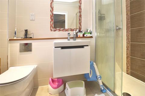 2 Cricketers Close, Woking, GU22 9LA