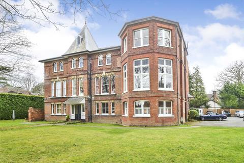 2 bedroom flat for sale, The Ridge, Woking GU22