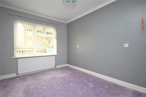 2 bedroom retirement property for sale, Halleys Court, Woking GU21