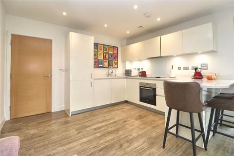 2 bedroom flat for sale, Woking, Surrey GU22