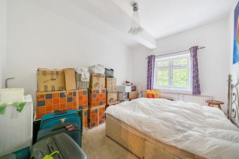 1 bedroom flat for sale, Wych Hill Rise, Surrey GU22