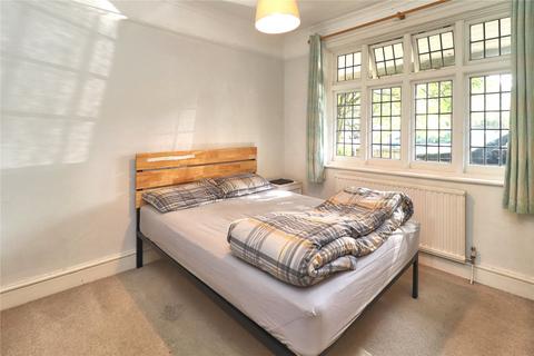 3 bedroom bungalow for sale, Woking, Surrey GU21
