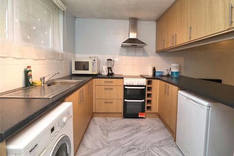 2 bedroom flat for sale, Ravenswood Court, Surrey GU22