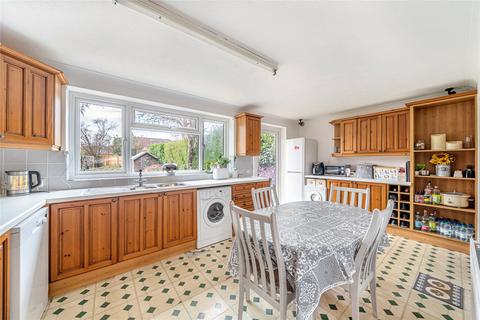 22 Apers Avenue, Woking, GU22 9NB