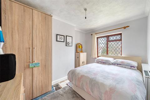 22 Apers Avenue, Woking, GU22 9NB
