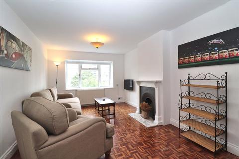 2 bedroom flat for sale, Alexander House, Woking GU22