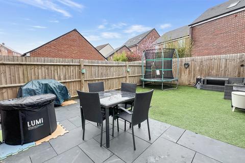 18 Amazon Way, Westbury, BA13 4FJ