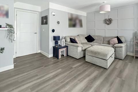 18 Amazon Way, Westbury, BA13 4FJ