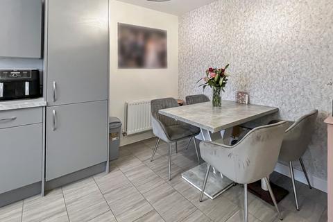 18 Amazon Way, Westbury, BA13 4FJ