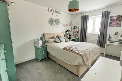 18 Amazon Way, Westbury, BA13 4FJ