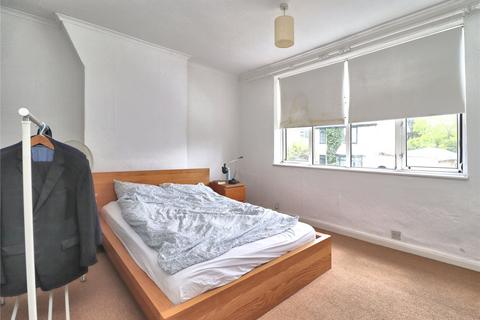 29 College Road, Woking, GU22 8BU