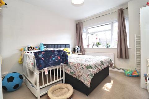 Flat 5, Pinewood Court Boundary Road, Woking, GU21 5BS
