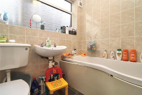 Flat 5, Pinewood Court Boundary Road, Woking, GU21 5BS