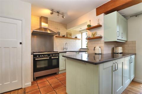 66 Rydens Way, Woking, GU22 9DN