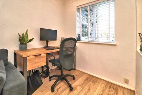 41 Blencarn Close, Woking, GU21 3RW