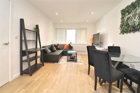 1 bedroom flat for sale, River Court, Surrey GU21