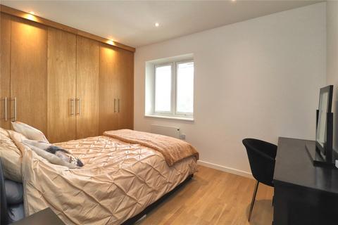 1 bedroom flat for sale, River Court, Surrey GU21