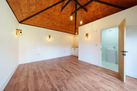 10 Poundfield Gardens, Woking, GU22 8JP