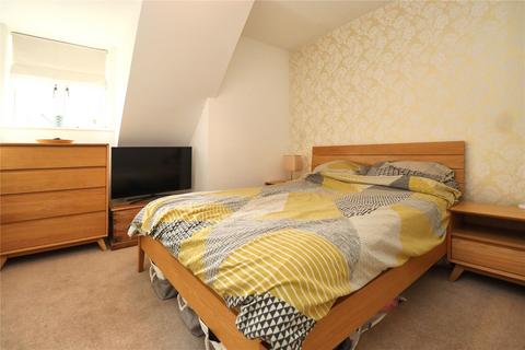 2 bedroom flat for sale, Maybury Place, Woking GU22