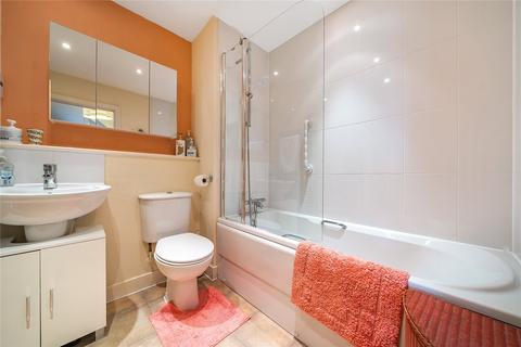5 Browne Close, Woking, GU22 8LJ