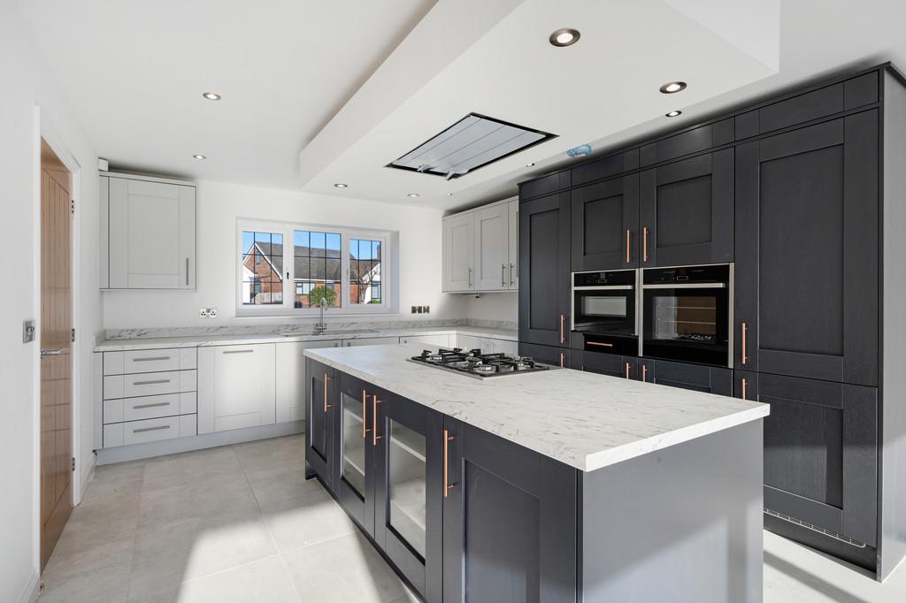 Carr Head Lane, PoultonLeFylde FY6 4 bed detached house for sale £550,000