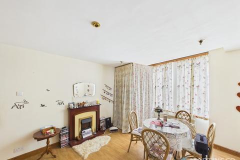 2 bedroom ground floor flat for sale, Carshalton Road, Blackpool FY1