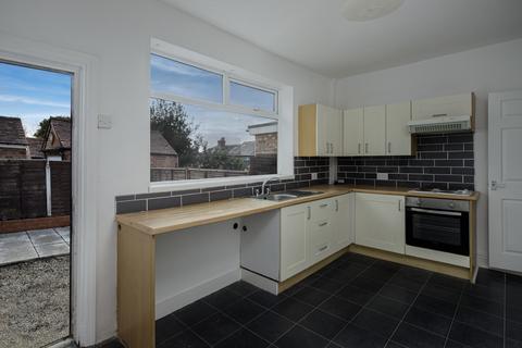 2 bedroom end of terrace house for sale, Preston Old Road, Blackpool FY3