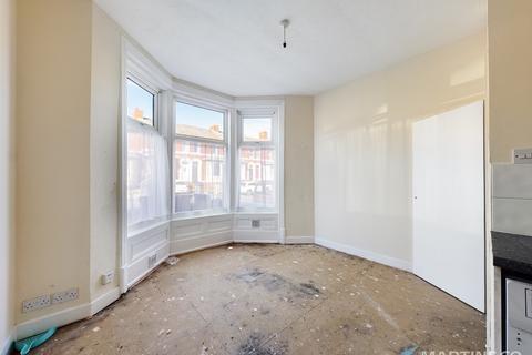 38 Egerton Road, Blackpool, FY1 2NW