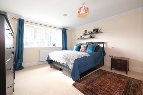 4 bedroom detached house for sale, Craven Road, Orpington
