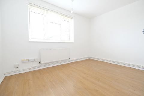 49 Broom Avenue, Orpington, BR5 3BU